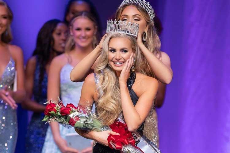 Christina Thompson Miss Virginia USA 2021 for Miss USA 2021