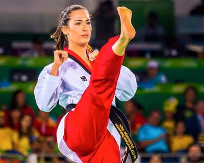 Catharina Choi Miss World Brazil 2015 performs at the Rio Olympics
