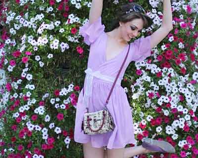 Introducing the crown of Miss Ecuador 2015