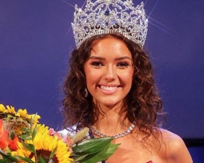 Hrafnhildur Haraldsdóttir crowned Miss Universe Iceland 2022