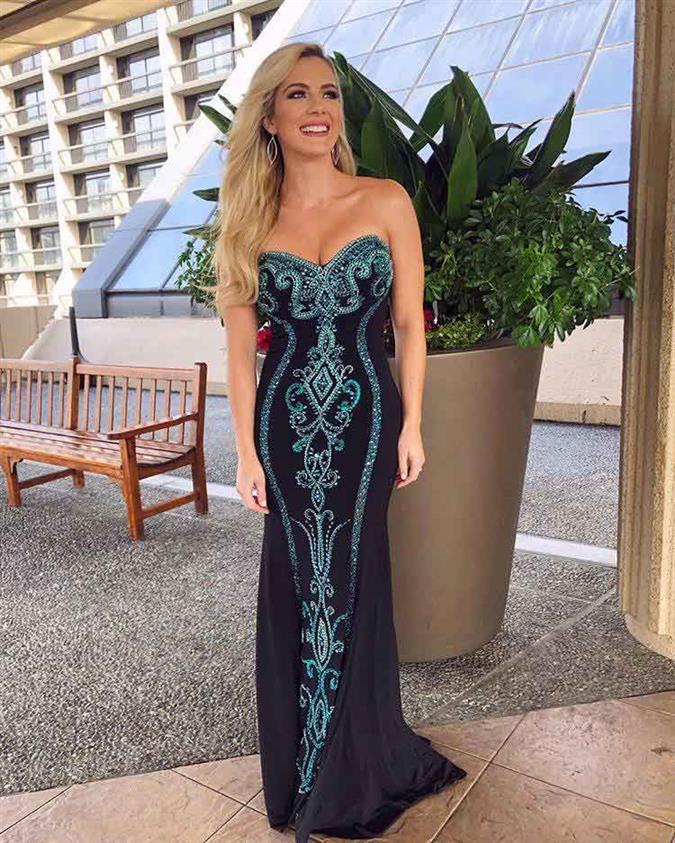 Sarah Rose Summers reunited with other beauty queens at The Global Beauty Awards Function