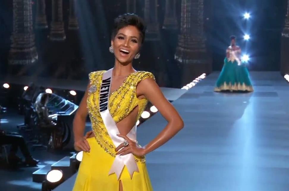 Best in Evening Gown at Miss Universe 2018 Preliminary Competition