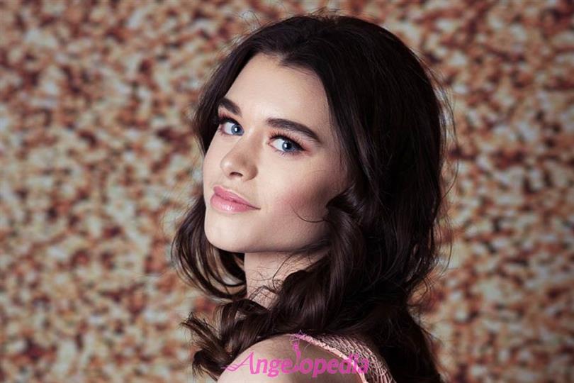 Meet Veronique Langis: The Multiluingual of Miss Universe Canada 2018