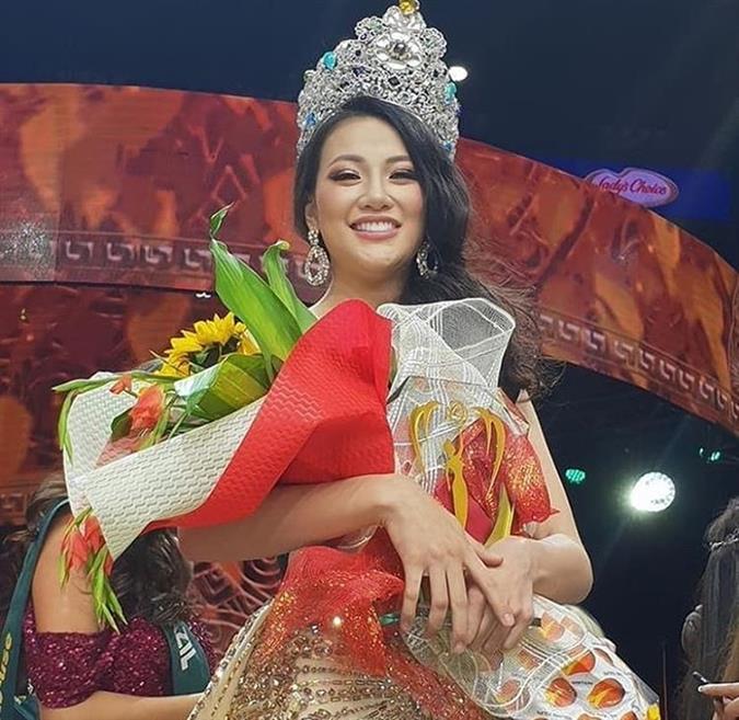 Phuong Khánh Nguy?n crowned Miss Earth 2018