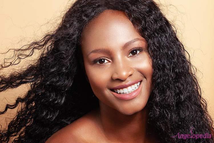 Miss Universe Ireland 2018 finalist Aishah Akorede