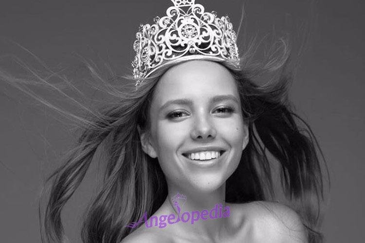 Yana Krasnikova Miss Universe Ukraine 2017