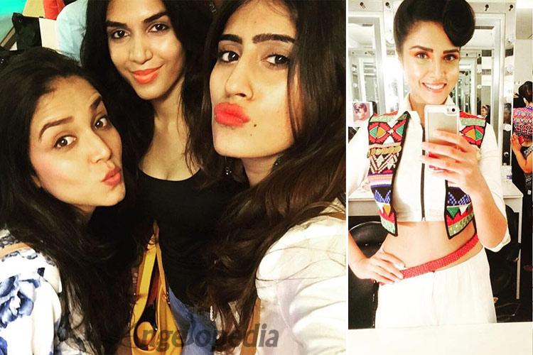 Manasi Moghe Miss Universe India 2013 the queen of crazy selfie