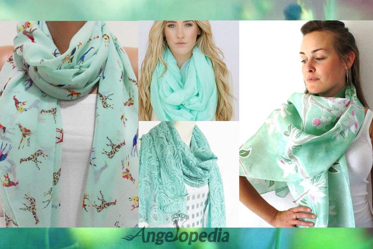 Mint green scarf is a perfect tint to your outfit