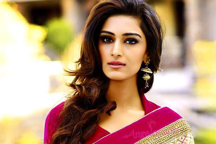 Erica Fernandes