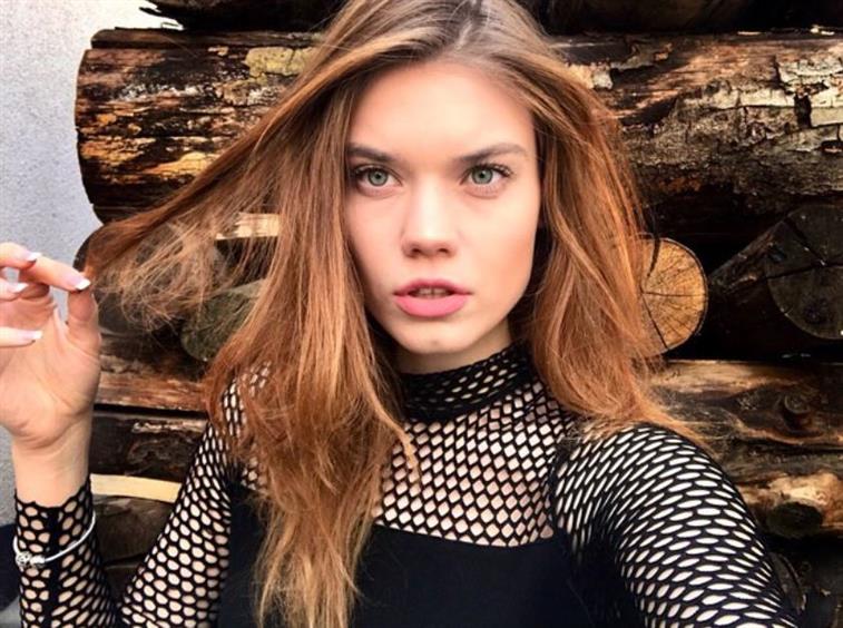 J8GI5JUSOMKatarina%20Darasova.JPG